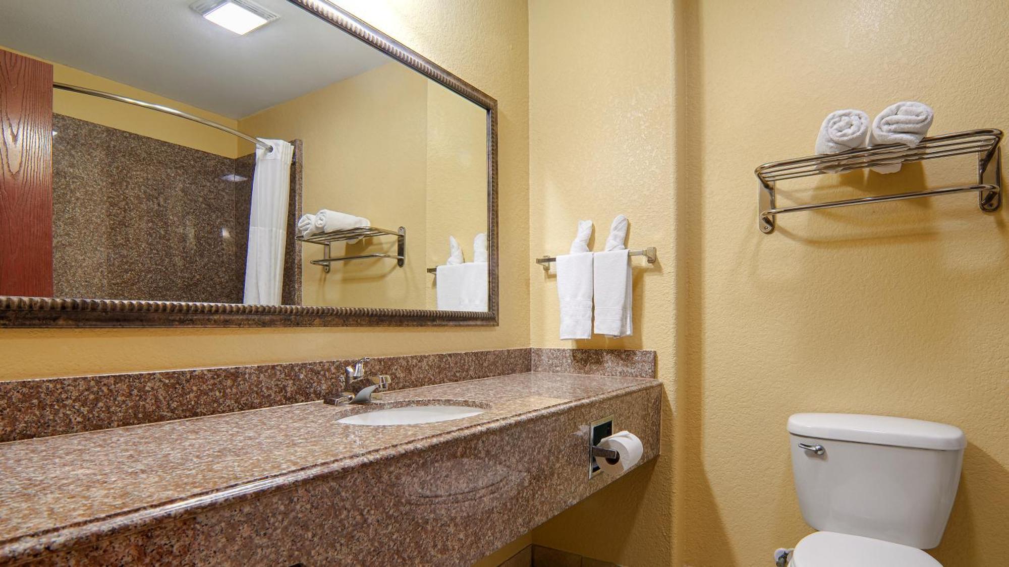 Best Western Isabelle Court Galliano Exterior photo